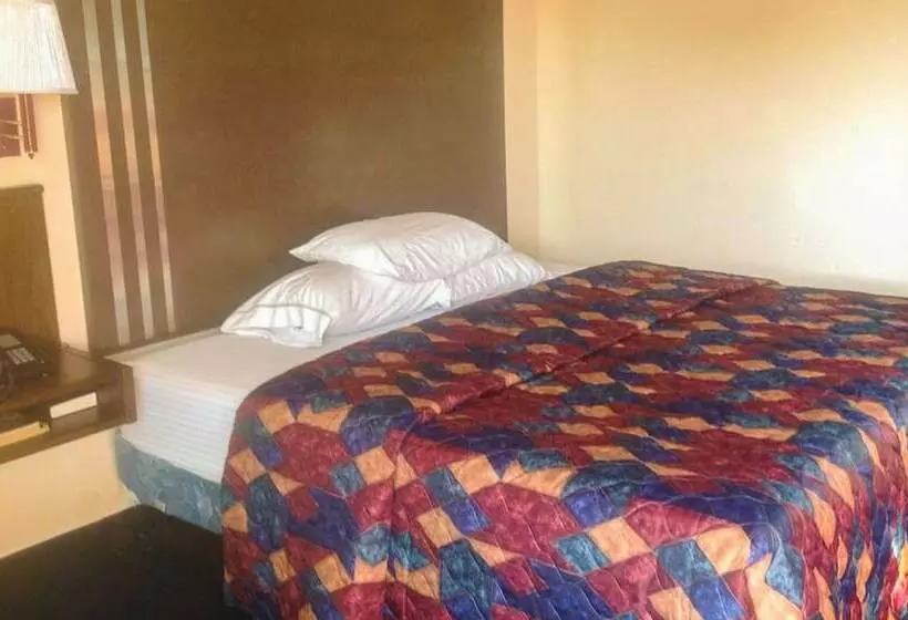 هتل Classic Inn Early