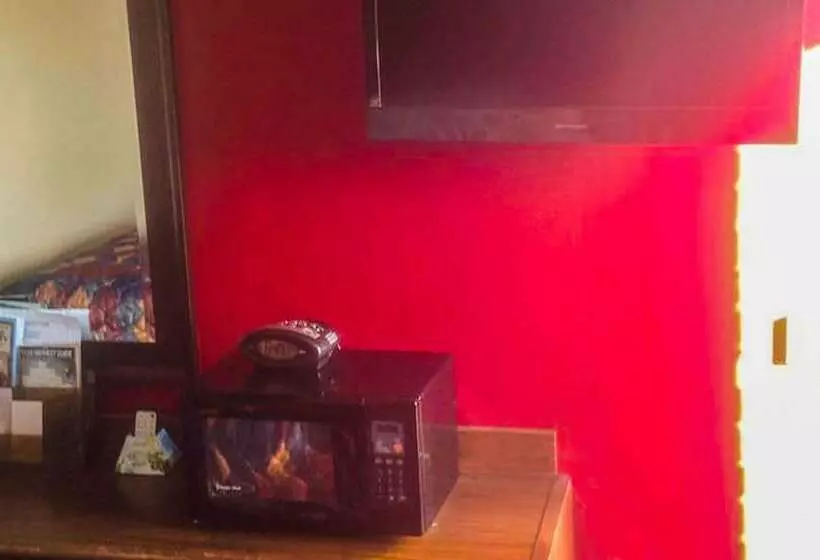 هتل Classic Inn Early