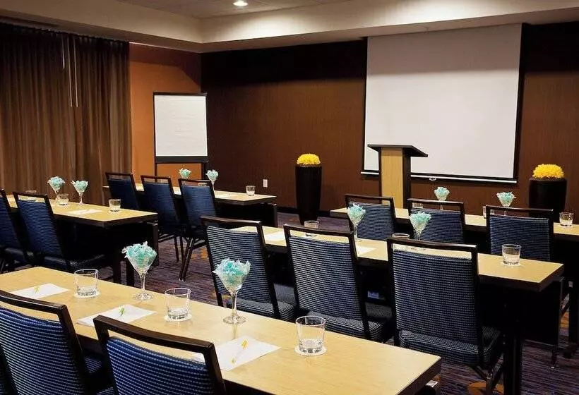 ホテル Courtyard By Marriott Galveston Island