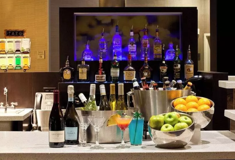 ホテル Courtyard By Marriott Galveston Island