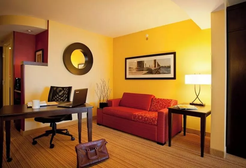 ホテル Courtyard By Marriott Galveston Island