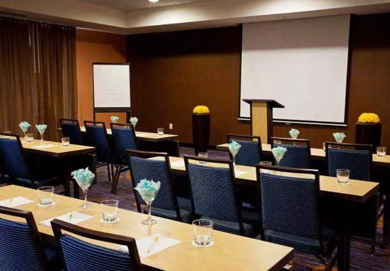 ホテル Courtyard By Marriott Galveston Island