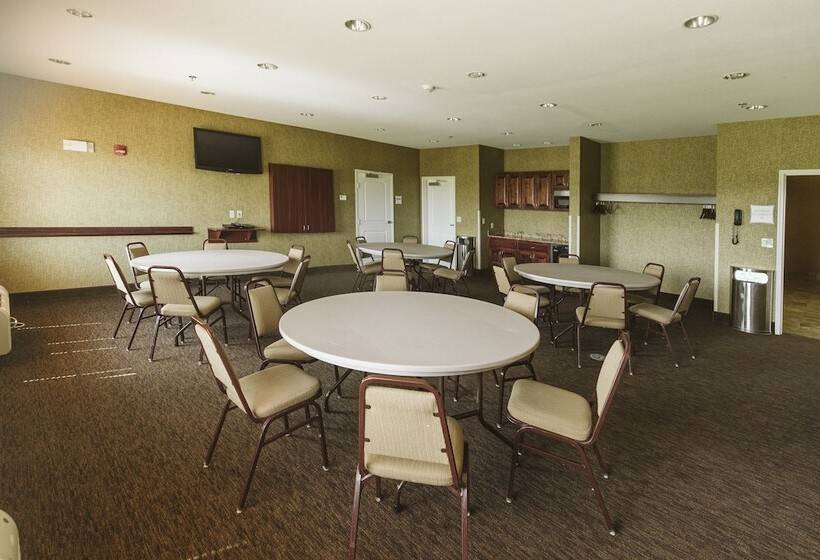 فندق Highland Suites Extended Stay