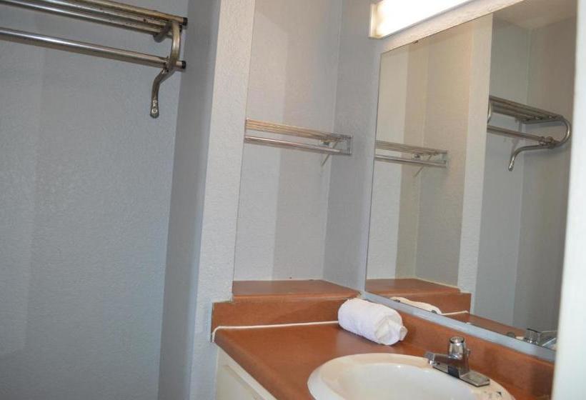 Отель Lodge Atlanta