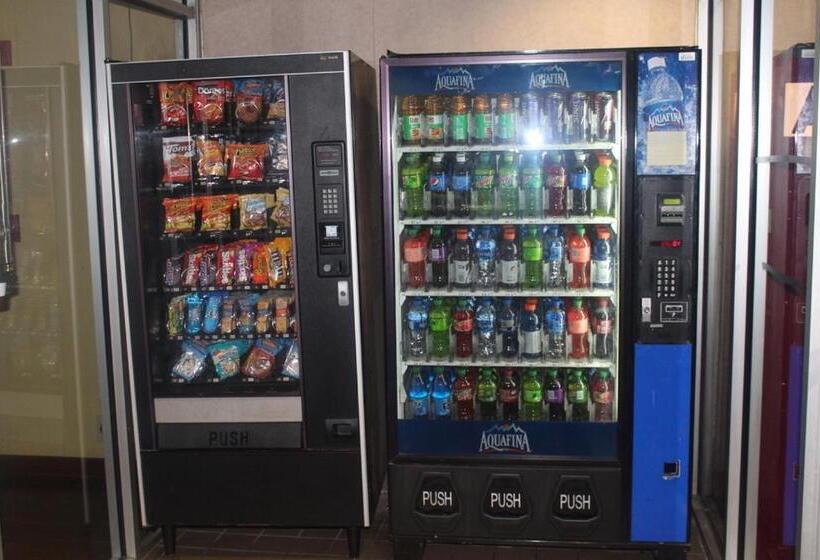 Отель Lodge Atlanta