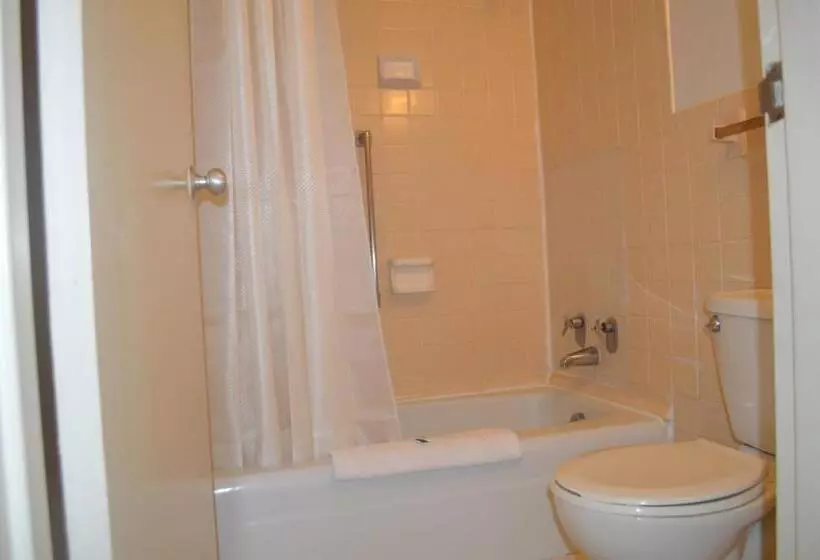 Отель Lodge Atlanta