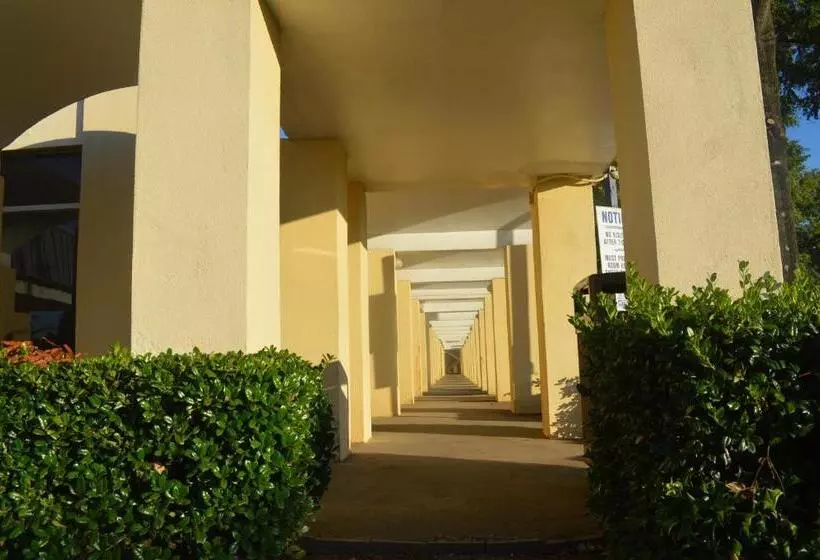 Отель Lodge Atlanta