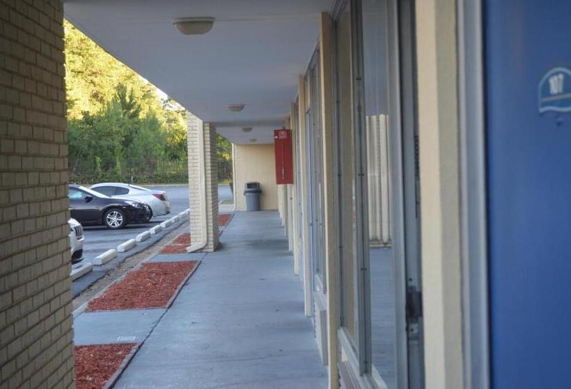 Отель Lodge Atlanta