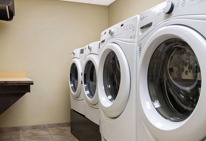 فندق Mainstay Suites Bismarck