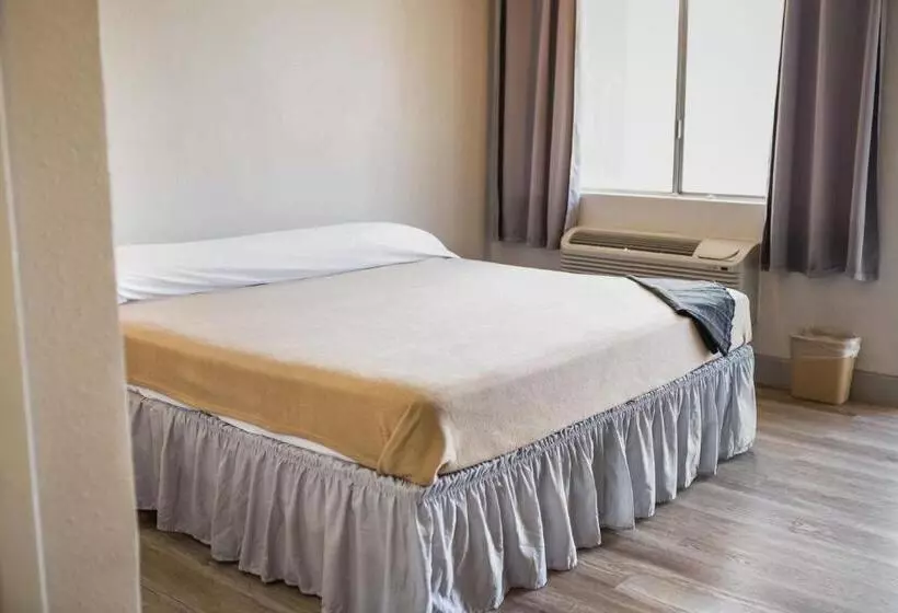 Szálloda Merit Inn And Suites