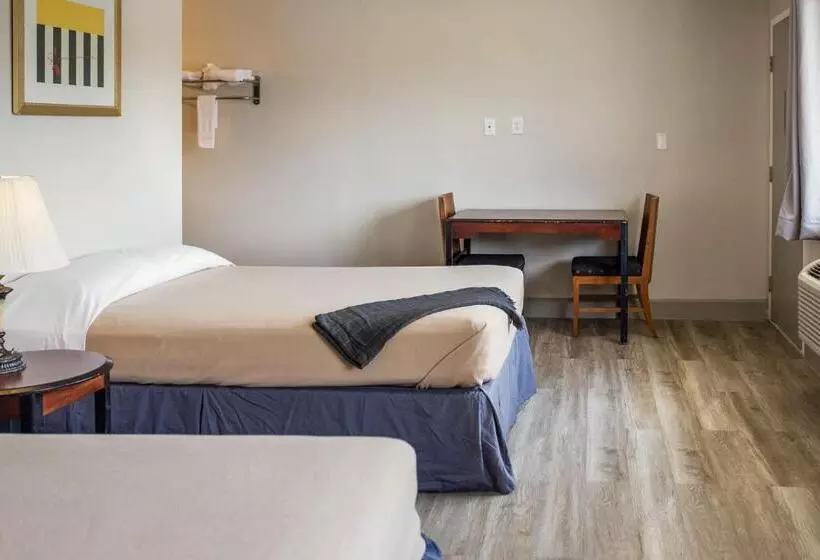 Szálloda Merit Inn And Suites