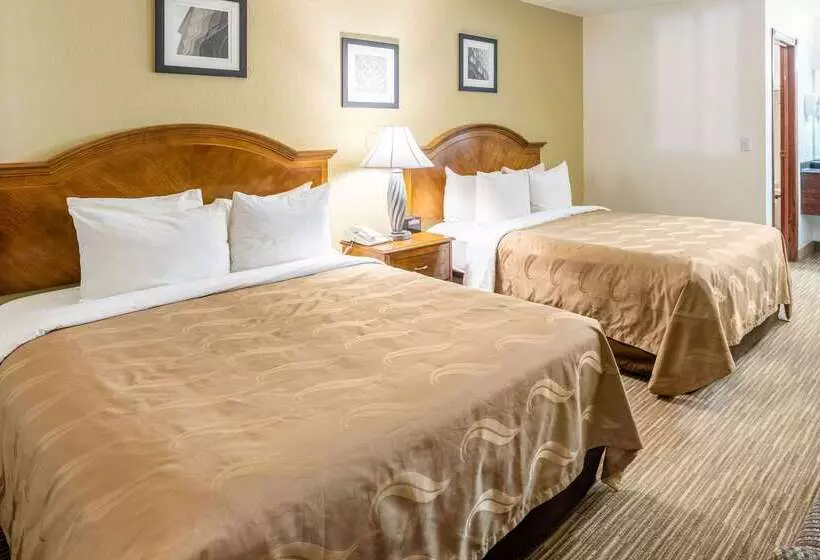 Szálloda Quality Inn Keystone Near Mount Rushmore