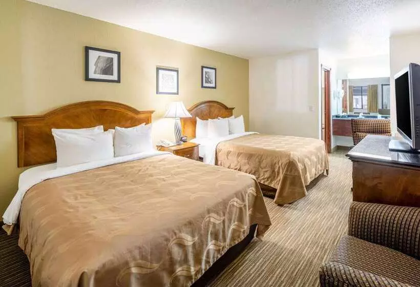 Szálloda Quality Inn Keystone Near Mount Rushmore