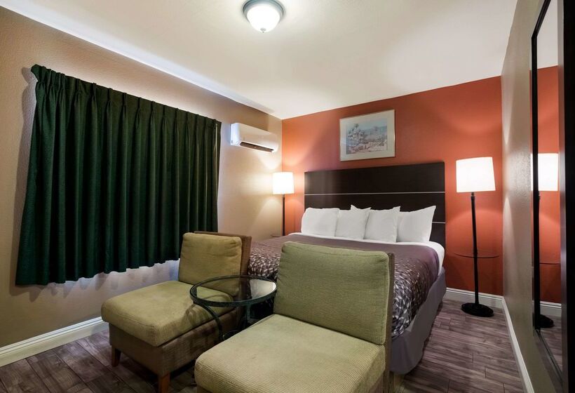 فندق Rodeway Inn Near Coachella