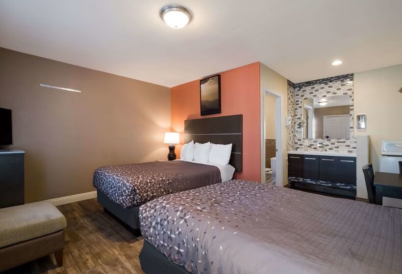 فندق Rodeway Inn Near Coachella