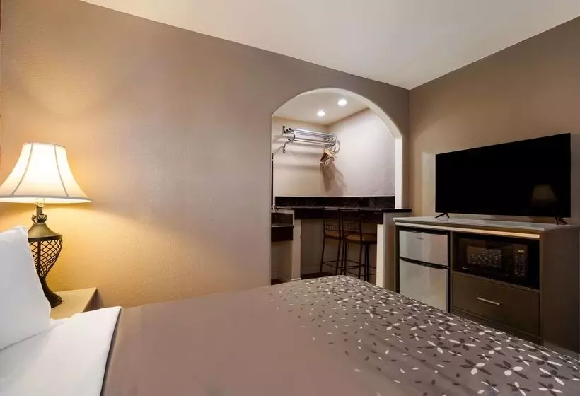 酒店 Rodeway Inn Near Coachella