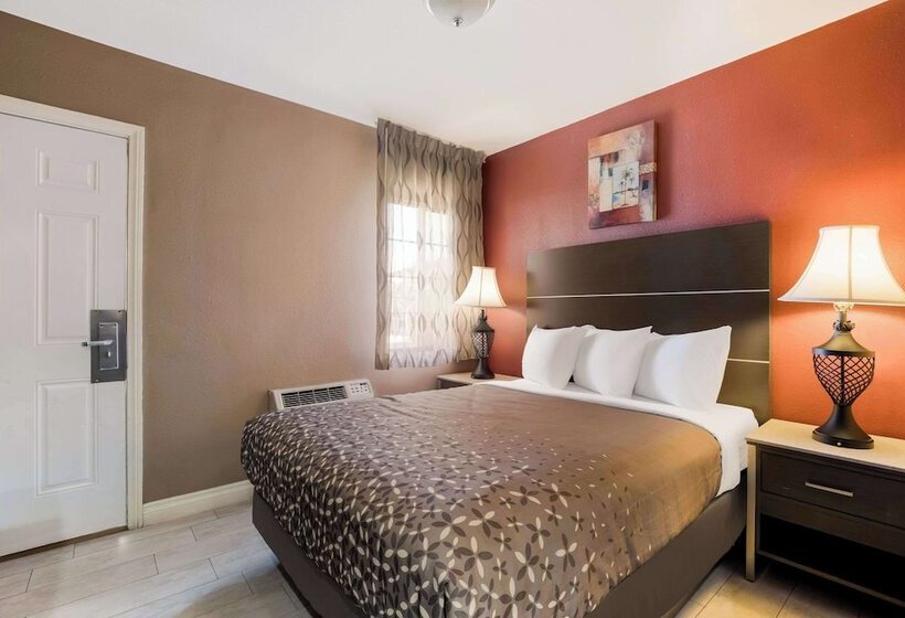 فندق Rodeway Inn Near Coachella