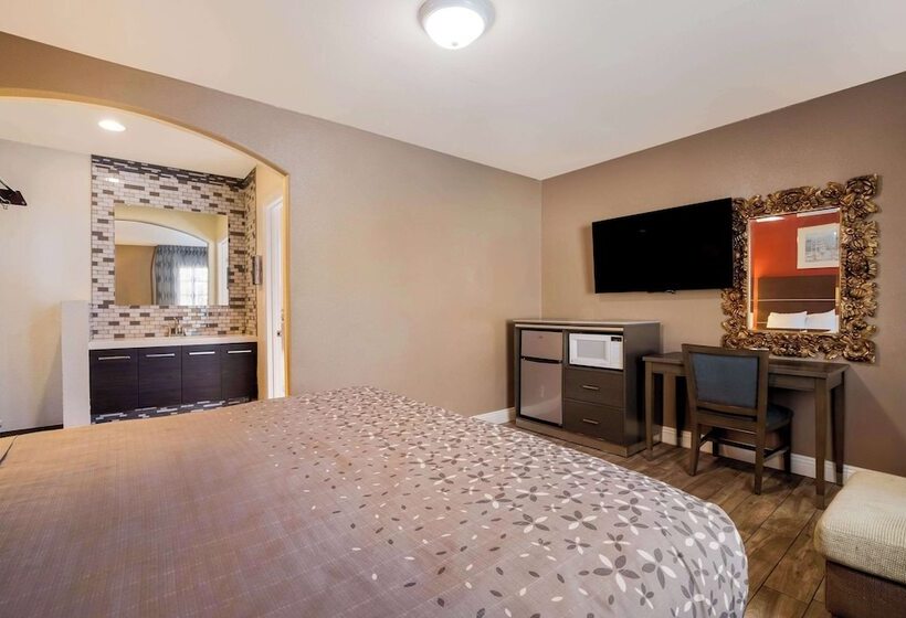 فندق Rodeway Inn Near Coachella