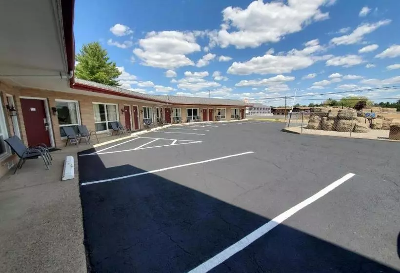 בית מלון כפרי The Delton