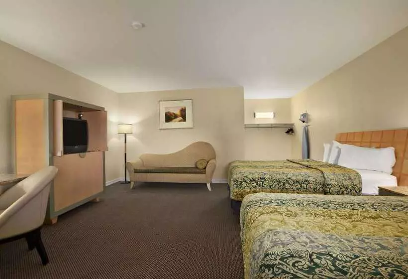 酒店 Travelodge By Wyndham Clovis