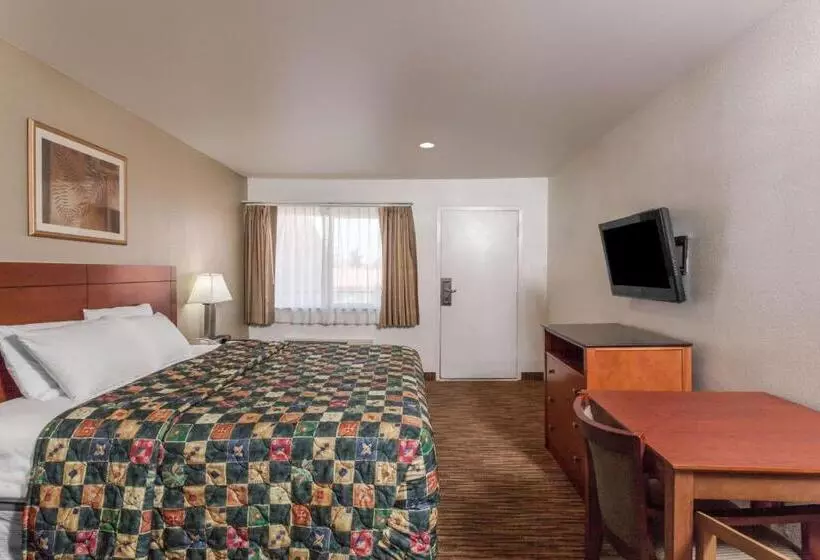 酒店 Travelodge By Wyndham Hemet Ca