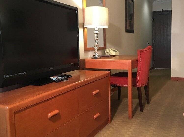 מוטל Acorn Motor Inn