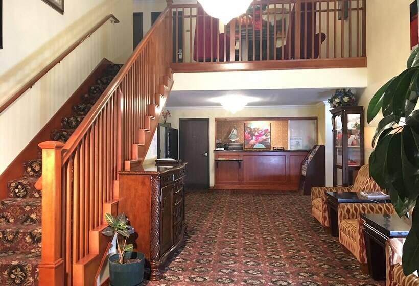 מוטל Acorn Motor Inn