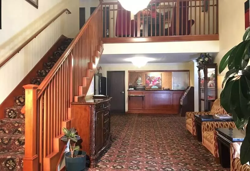 Мотель Acorn Motor Inn