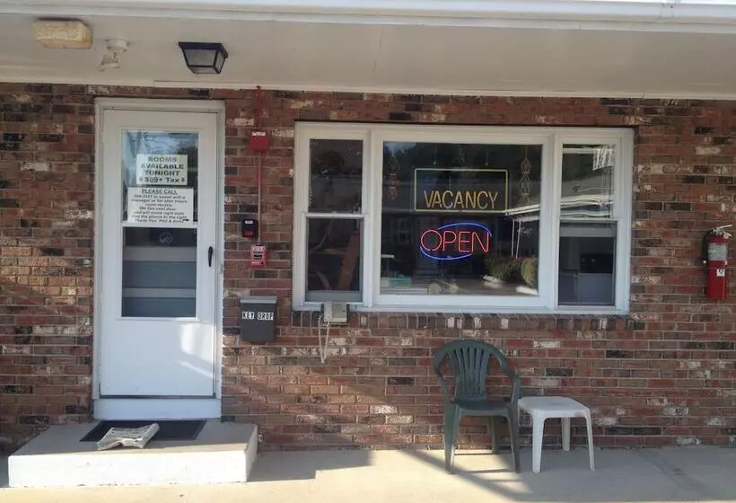 Phil & Anns Sunset Motel