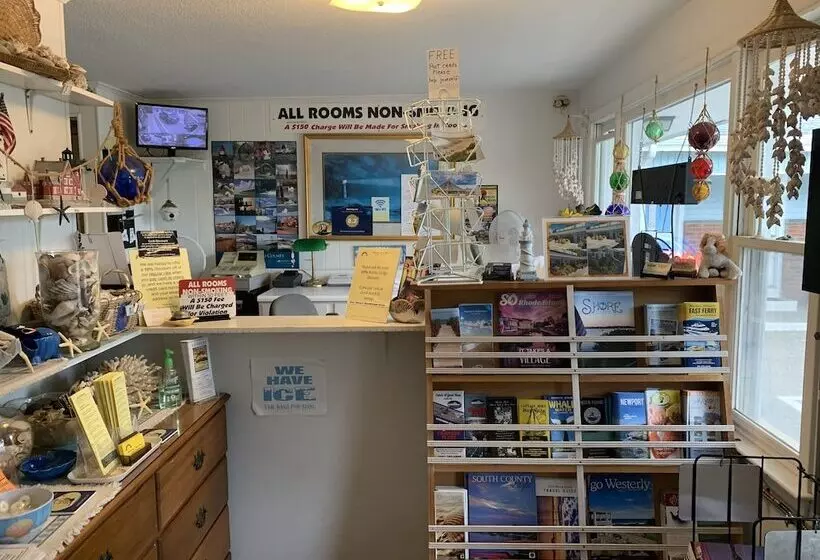 Phil & Anns Sunset Motel