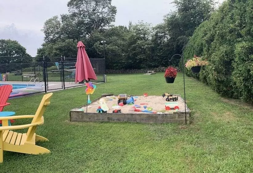 Phil & Anns Sunset Motel