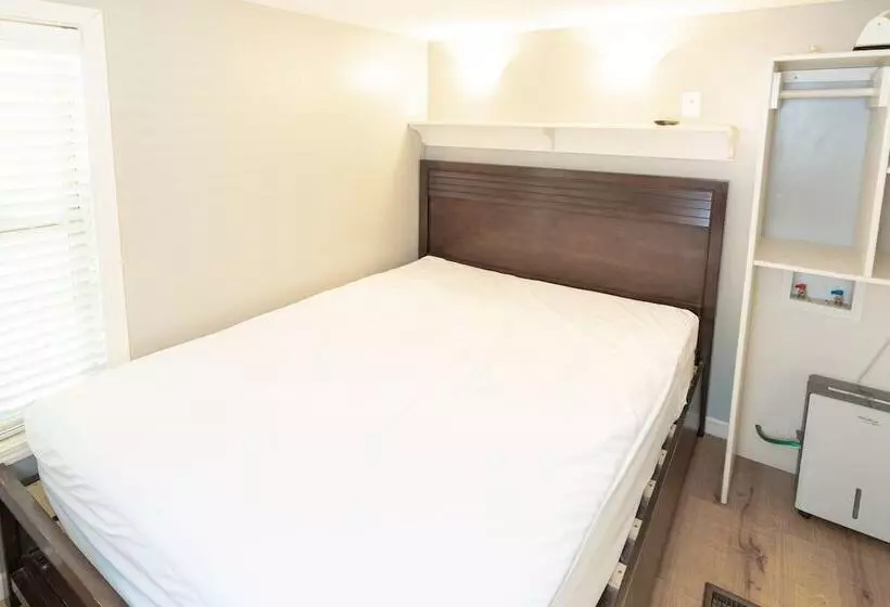 리조트 Sun Retreats Peters Pond