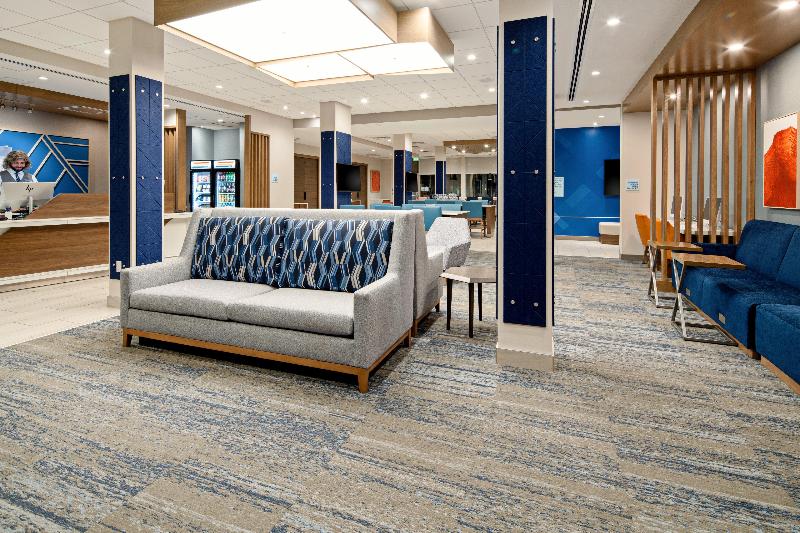 فندق Holiday Inn Express & Suites Palm Desert   Millennium, An Ihg