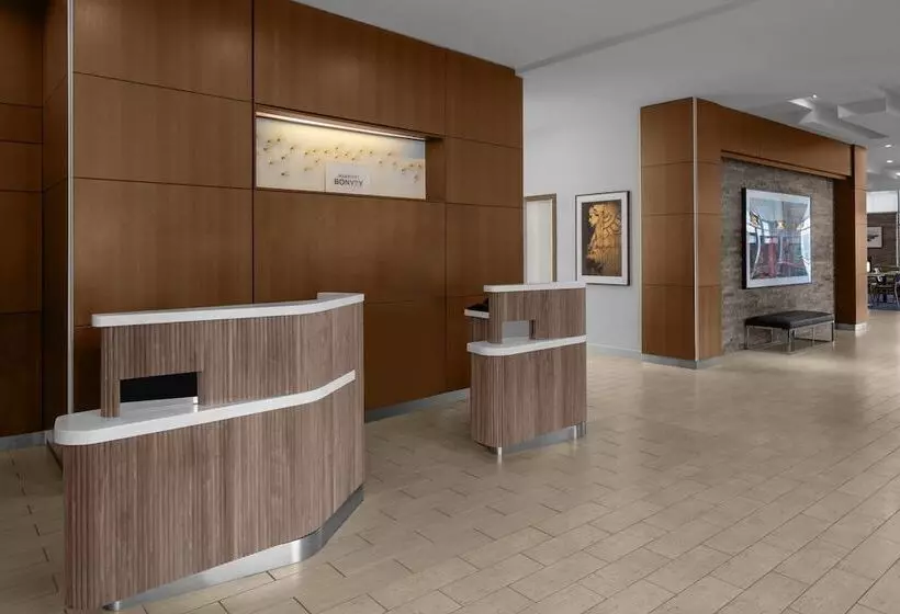 Courtyard Cleveland University Circle