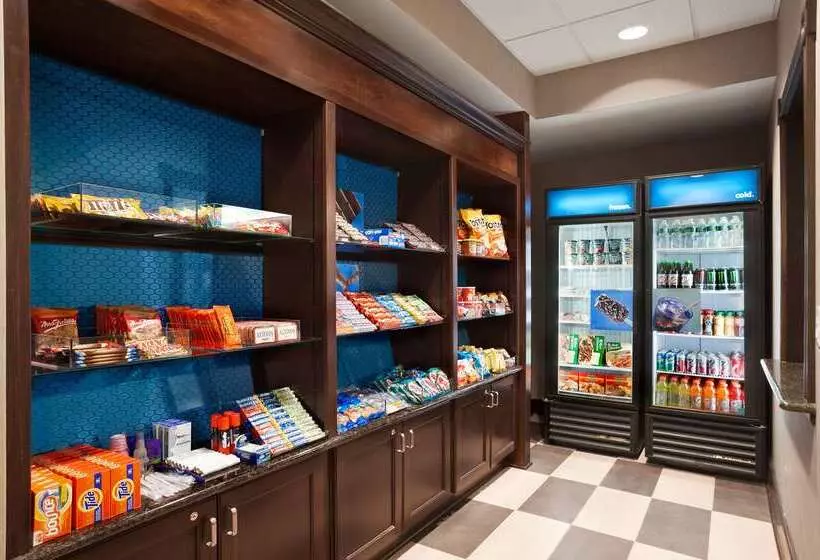 Hampton Inn & Suites Mansfield