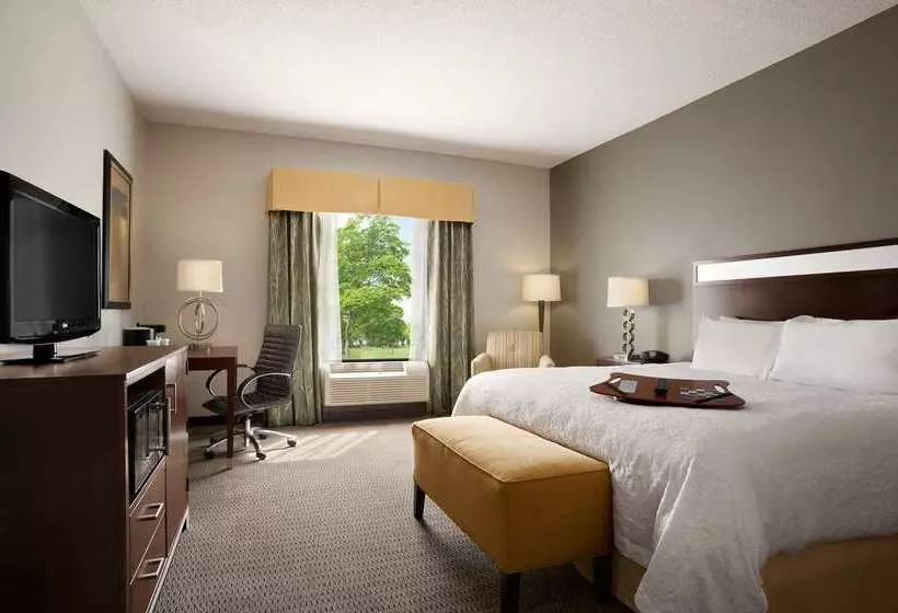 Hampton Inn & Suites Mansfield
