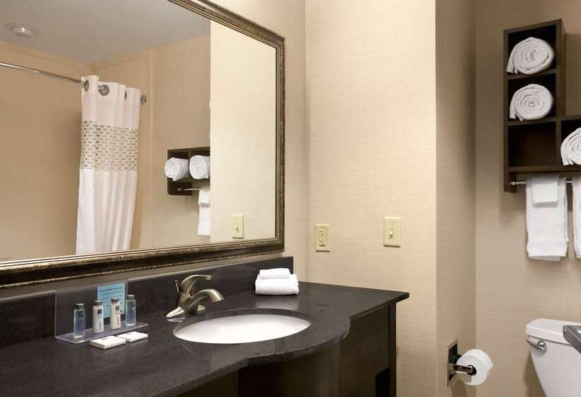 Hampton Inn & Suites Mansfield