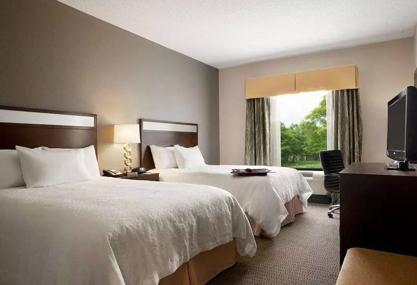 Hampton Inn & Suites Mansfield