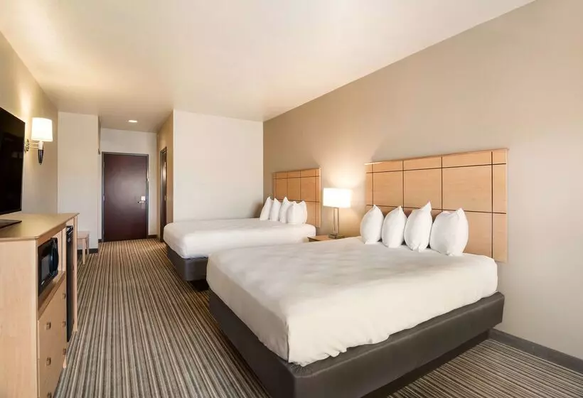 호텔 Best Western Shelby Inn & Suites