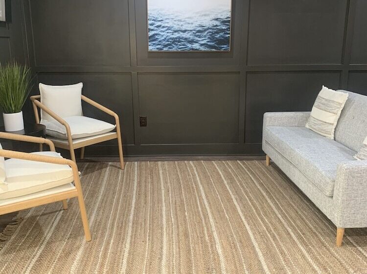 Szálloda Commodore Perry Inn And Suites