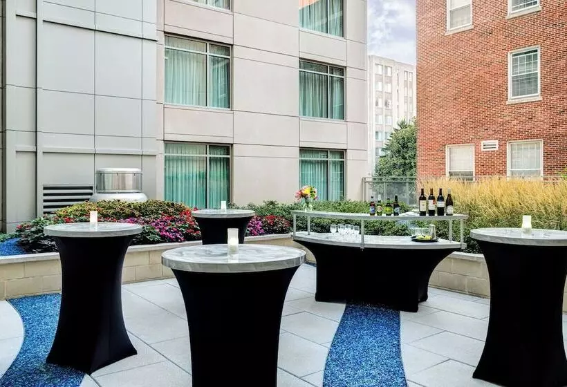 ホテル Courtyard By Marriott Washington, D.c./foggy Bottom