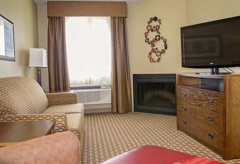 Отель Grandstay Inn & Suites Of Luverne