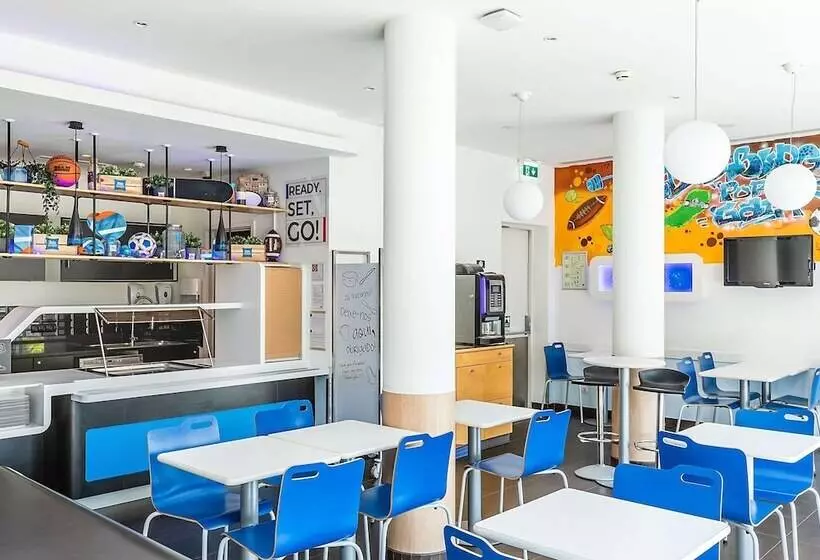 Hotel Ibis Budget Porto Gaia