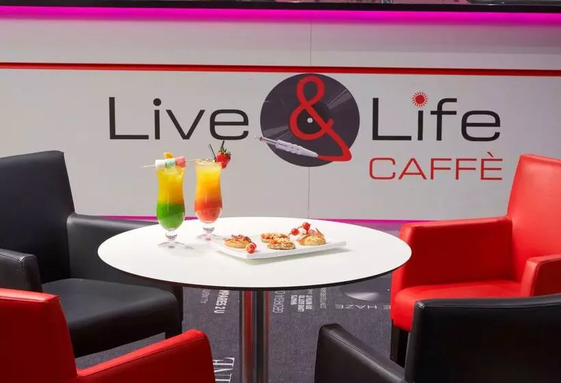 Hotel Périphérie Porte De Saint Ouen