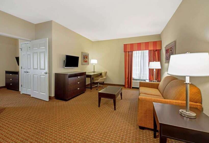 فندق La Quinta Inn & Suites By Wyndham Port Arthur