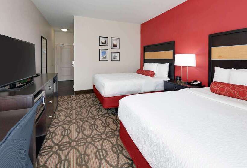 酒店 La Quinta By Wyndham Starkville At Msu