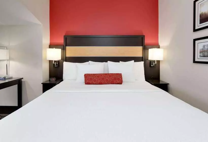 Отель La Quinta By Wyndham Starkville At Msu