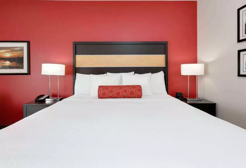 Отель La Quinta By Wyndham Starkville At Msu