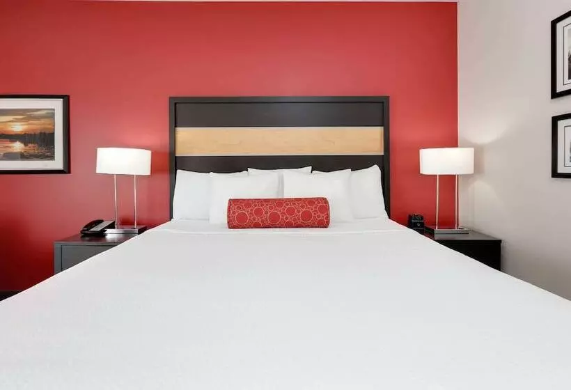 Отель La Quinta By Wyndham Starkville At Msu