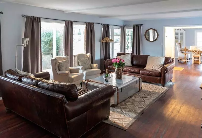 乡村酒店  Apple Tree Inn